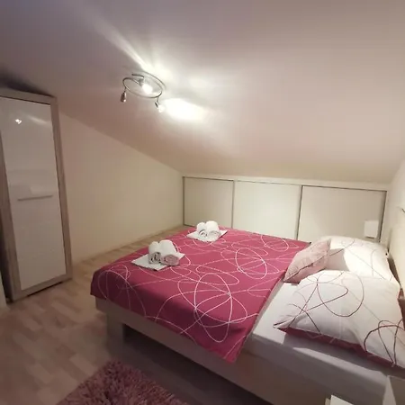 Guest House Greta Tribalj