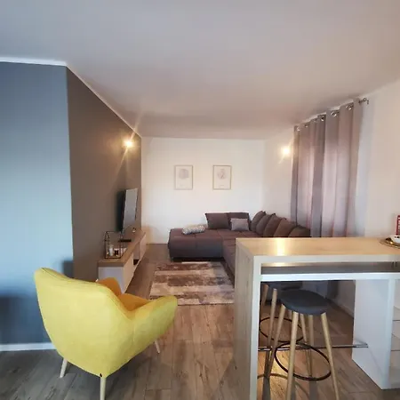 Guest House Greta Apartman Tribalj