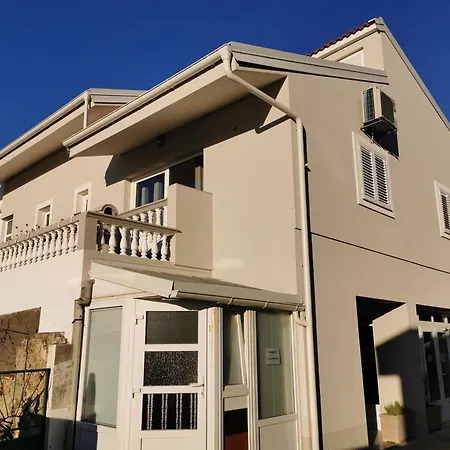 Guest House Greta Tribalj